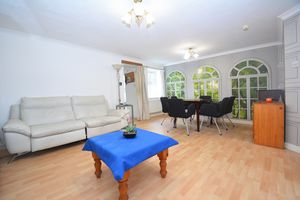 Photo 14- click for photo gallery